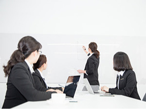 为某新能源公司提供股东变更服务